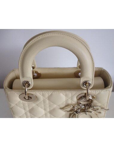 Sac Lady Dior jaune pâle