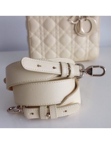 Sac Lady Dior jaune pâle