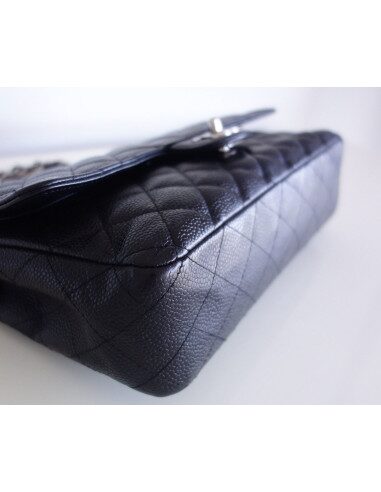 Sac Chanel Classique médium caviar