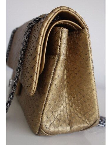 Sac Chanel 2.55 python doré