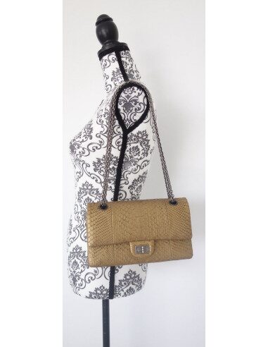 Sac Chanel 2.55 python doré