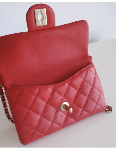 Wallet on chain Chanel corail