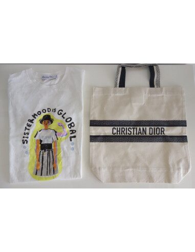 Tee-shirt Dior avec son Tote bag