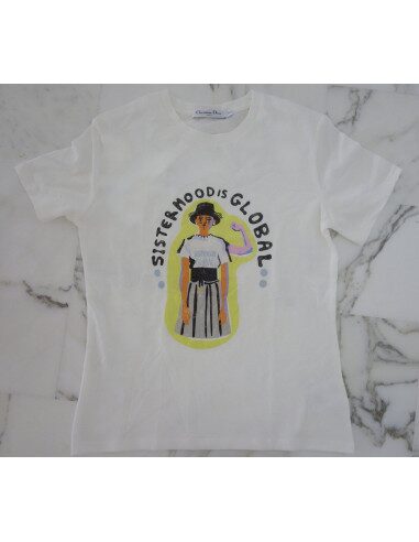 Tee-shirt Dior avec son Tote bag