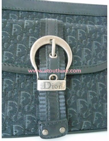 Petite top pochette dior