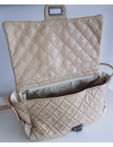 Sac Chanel 2.55 grand modèle