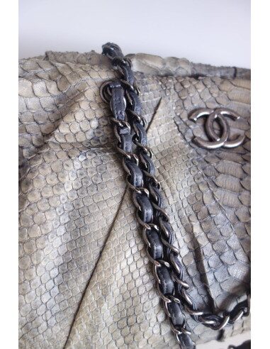 Sac Chanel shopping python