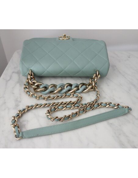 Sac Chanel médium agneau médium