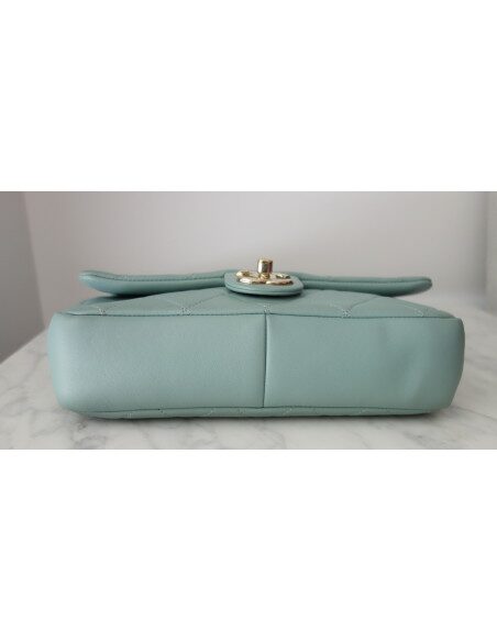 Sac Chanel médium agneau médium