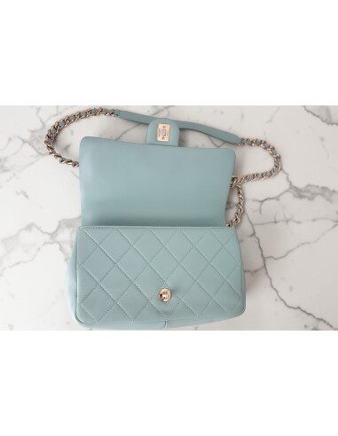 Sac Chanel médium agneau médium