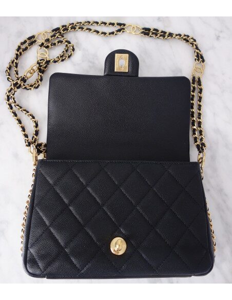 Sac Chanel à rabat caviar noir