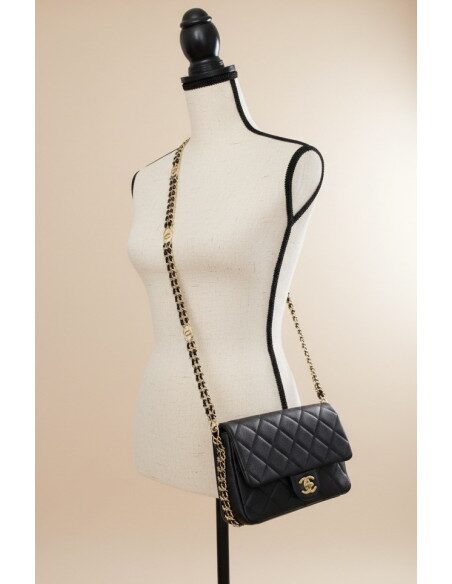 Sac Chanel à rabat caviar noir