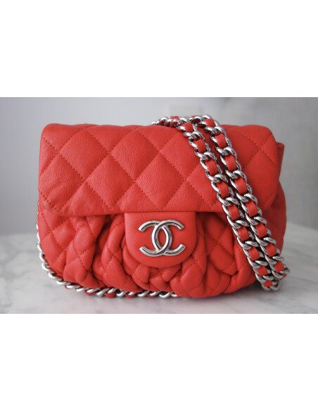 Sac Chain around Chanel rouge
