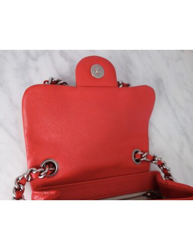 Sac Chain around Chanel rouge