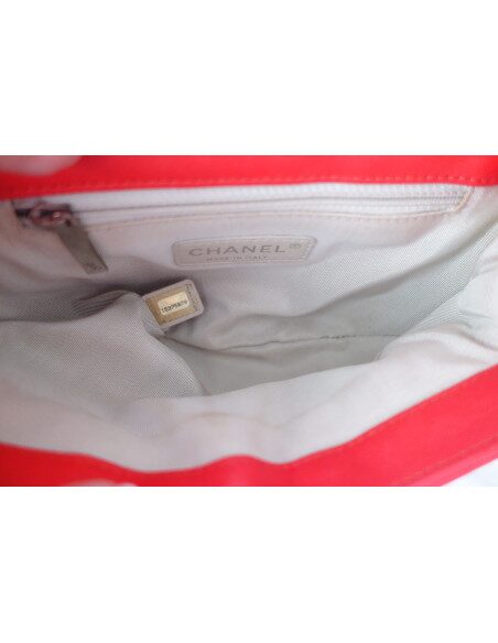 Sac Chain around Chanel rouge