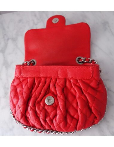 Sac Chain around Chanel rouge