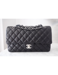 Sac Chanel Classique noir médium