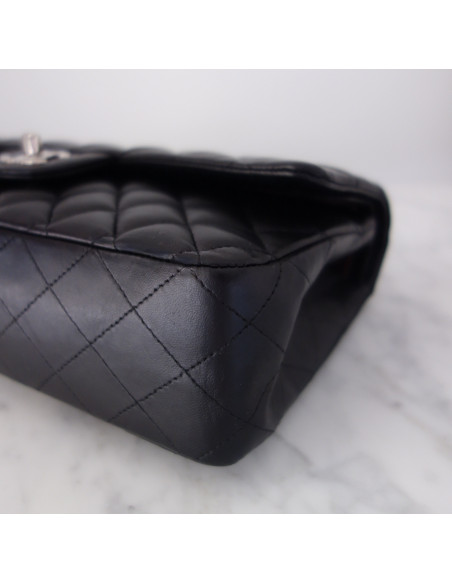 Sac Chanel Classique noir médium