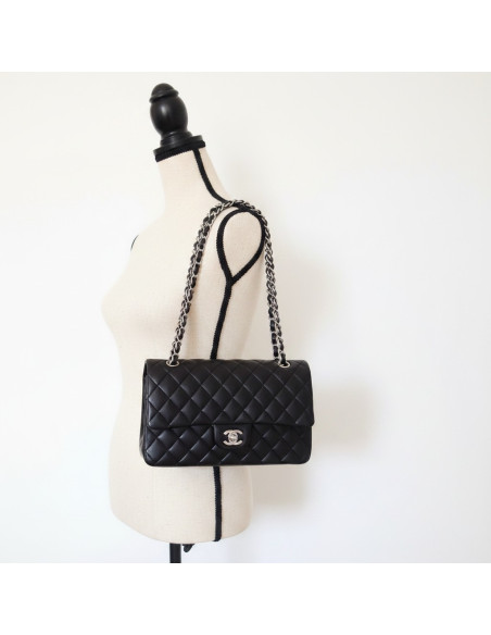 Sac Chanel Classique noir médium