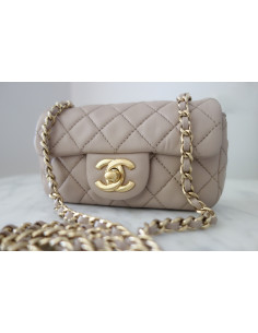 Micro sac Chanel Classique beige 2