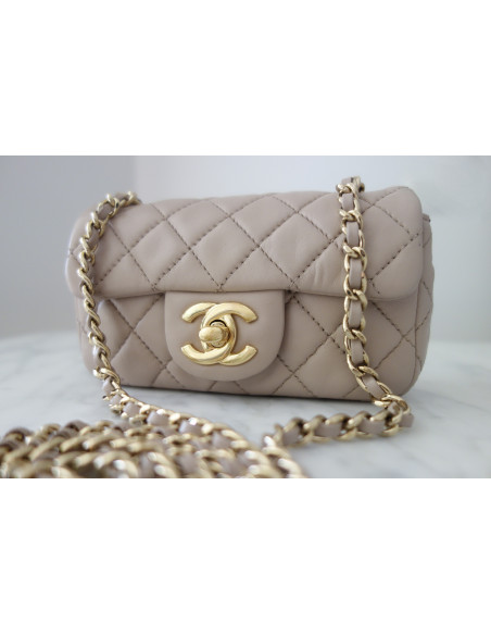 Micro sac Chanel Classique beige