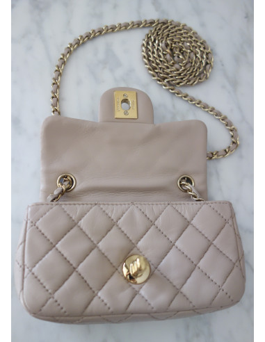 Micro sac Chanel Classique beige