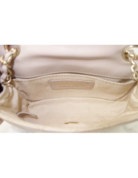 Micro sac Chanel Classique beige