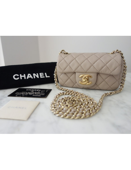 Micro sac Chanel Classique beige