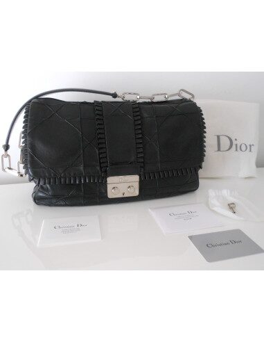 SAC DIOR NEW LOCK NOIR 