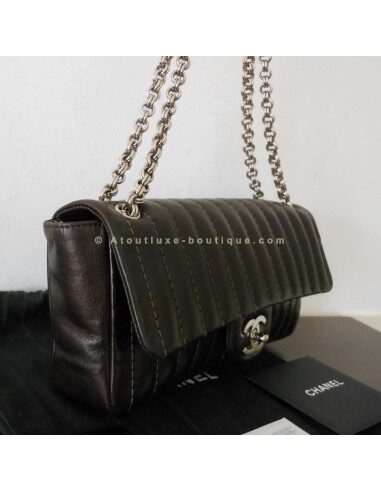 SAC CHANEL TIMELESS BAGUETTE MARRON