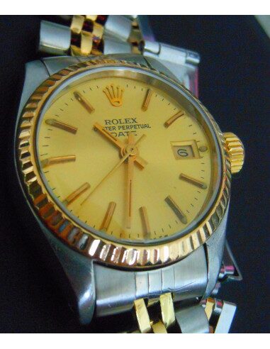 MONTRE ROLEX FEMME OYSTER PERPETUAL DATE 