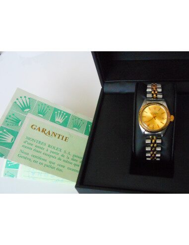MONTRE ROLEX FEMME OYSTER PERPETUAL DATE 