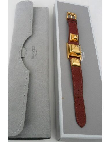 MONTRE HERMES MEDOR PLAQUE OR