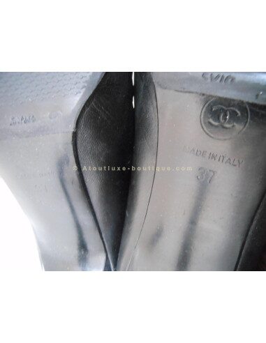 BOTTES CHANEL EN AGNEAU NOIR