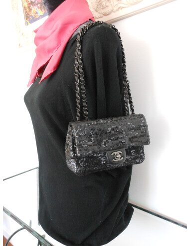 SAC CHANEL TIMELESS SEQUINS NOIR