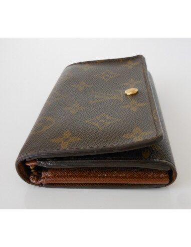 PORTE-FEUILLE VUITTON