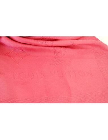 CARRE EN SOIE ROSE VUITTON
