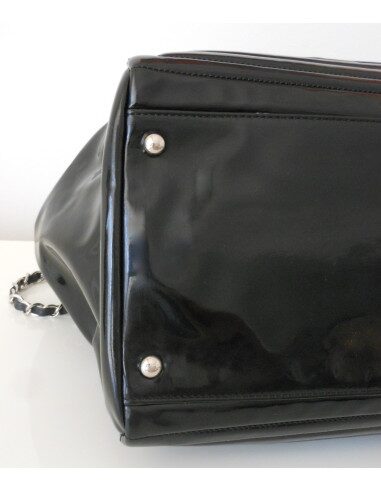 SAC CABAS CHANEL CUIR VERNI NOIR 
