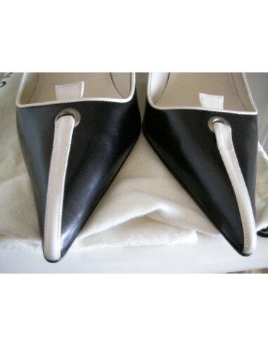 ESCARPINS CHAUSSURES MANOLO BLAHNIK