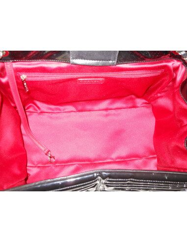 SAC CABAS CHANEL CUIR VERNI NOIR 