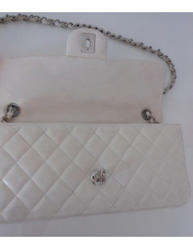 SAC CHANEL TIMELESS BAGUETTE BLANC 