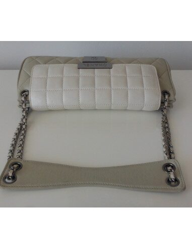 SAC CHANEL BAGUETTE CUIR