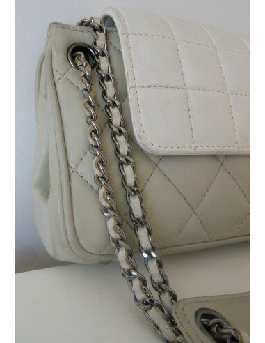 SAC CHANEL BAGUETTE CUIR