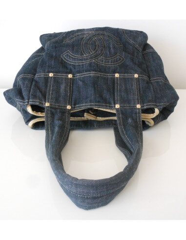 SAC CHANEL EN JEAN BLEU FONCE