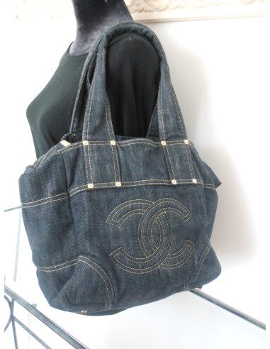 SAC CHANEL EN JEAN BLEU FONCE