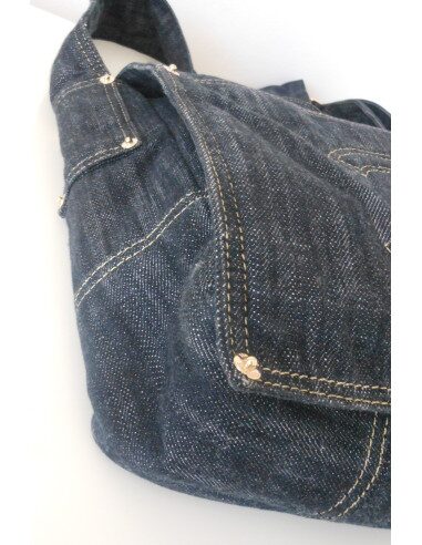PETITE BESACE CHANEL EN JEAN 