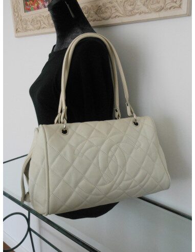 SAC CHANEL SHOPPING CUIR BLANC 
