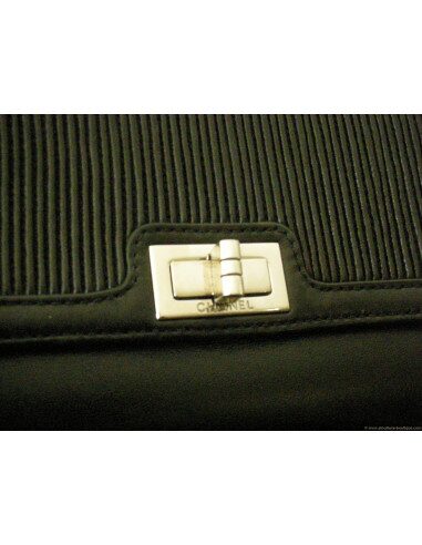 SAC CHANEL NOIR ET ACIER