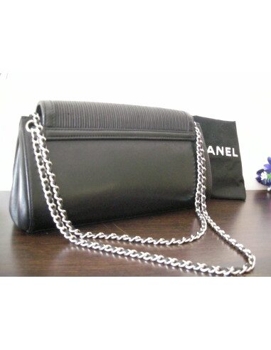 SAC CHANEL NOIR ET ACIER