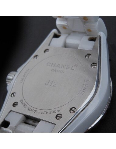 MONTRE CHANEL J12 33mm BLANCHE 